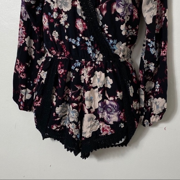 Band of Gypsies Floral Long Sleeve Romper Sz S - Picture 2 of 7